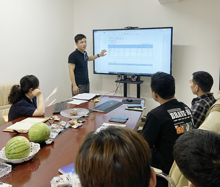 草莓视频APP污污科技营销头脑风暴