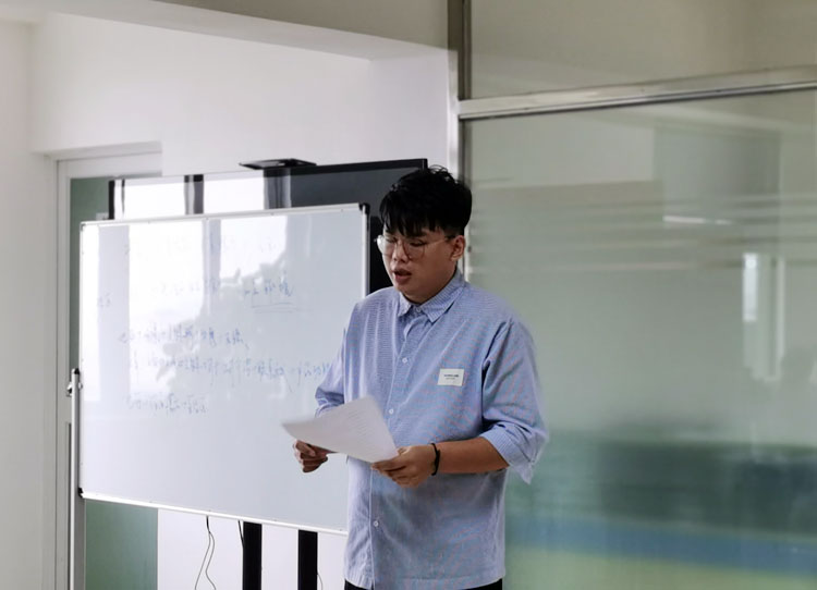 草莓视频APP污污科技8月总结会如期而至